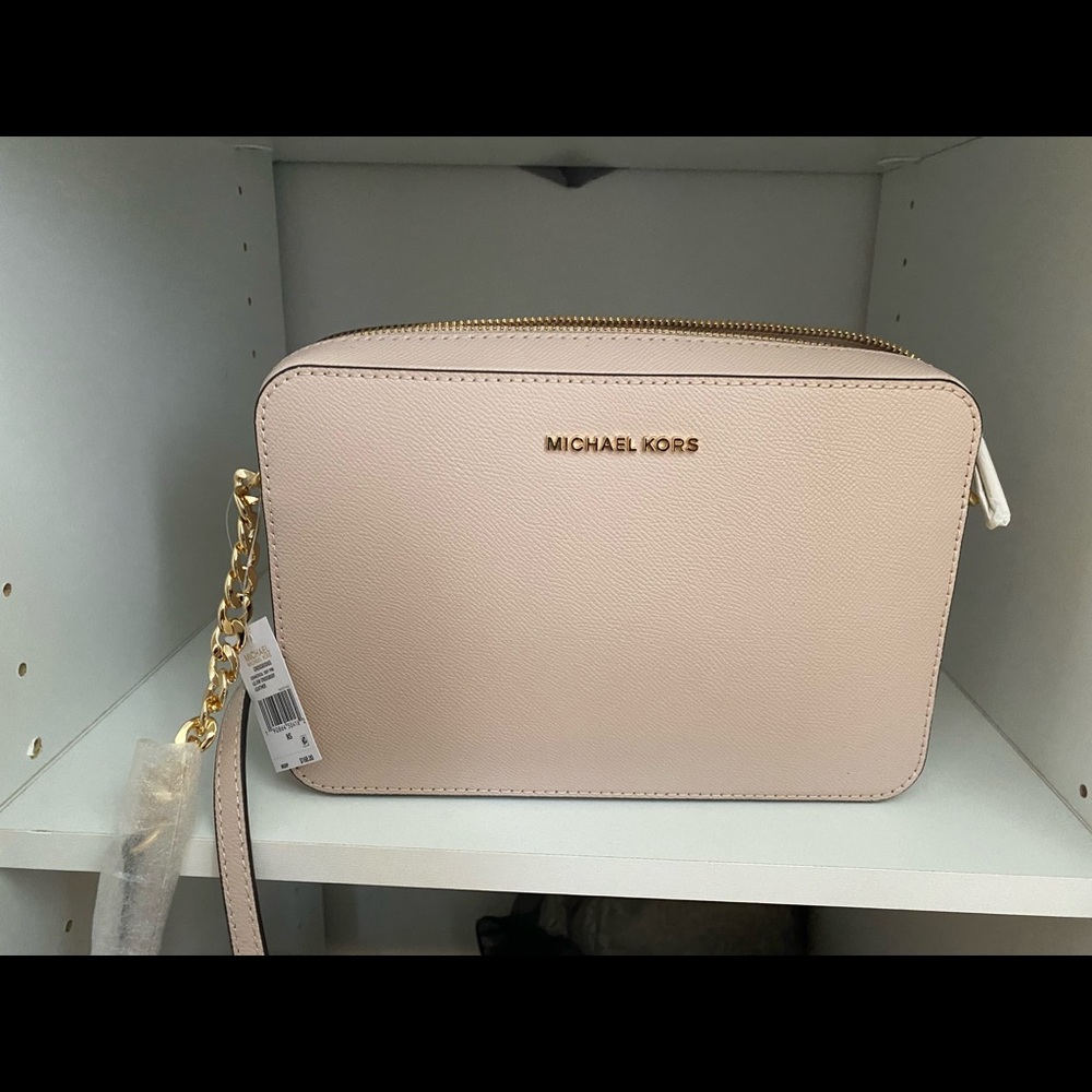 Michael Kors crossbody in blush